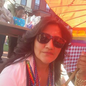 Meet your Posher, Lourdes